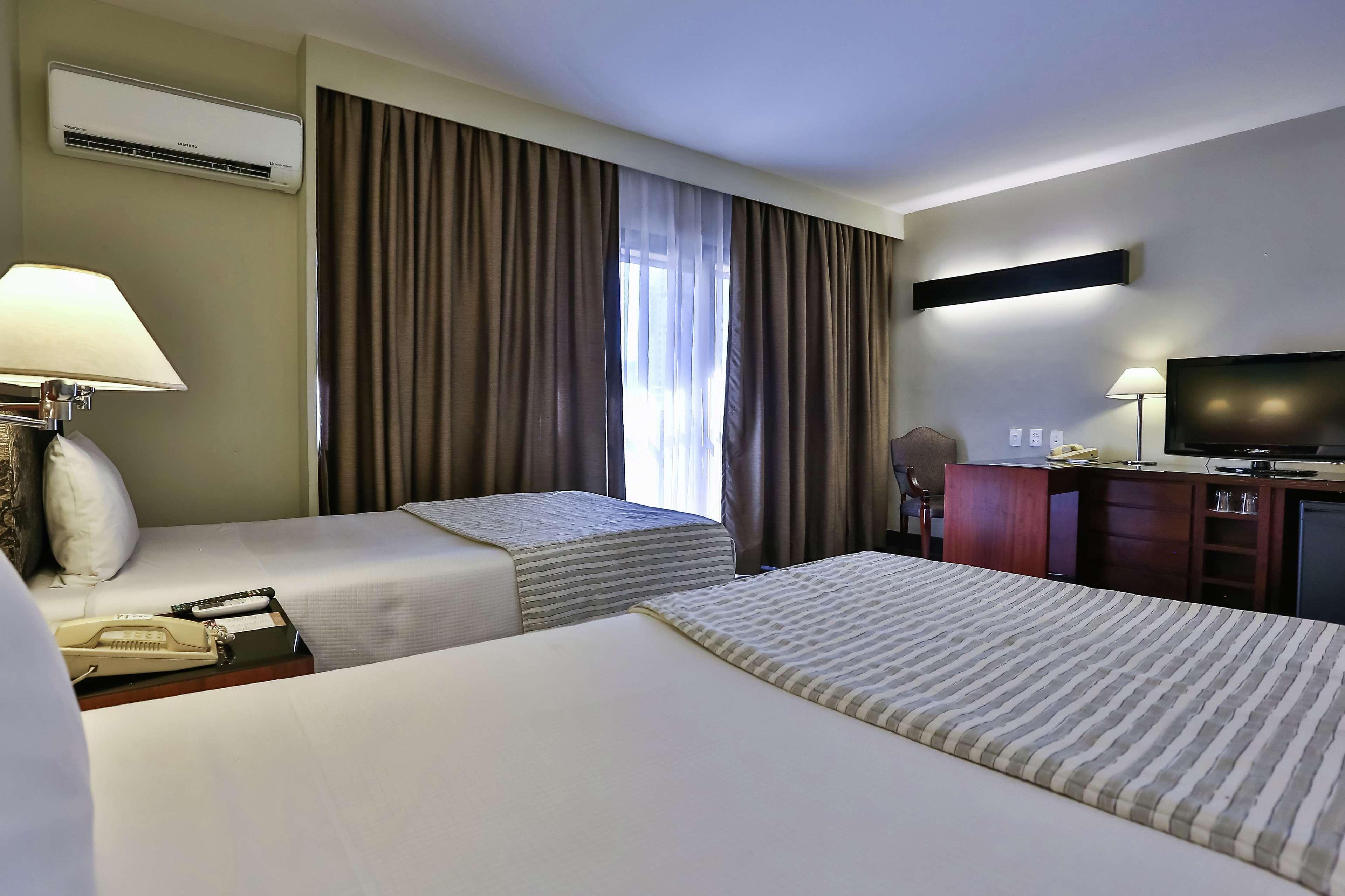 Hotel Double Tree By Hilton Sao Paulo Itaim Extérieur photo A typical room at the hotel