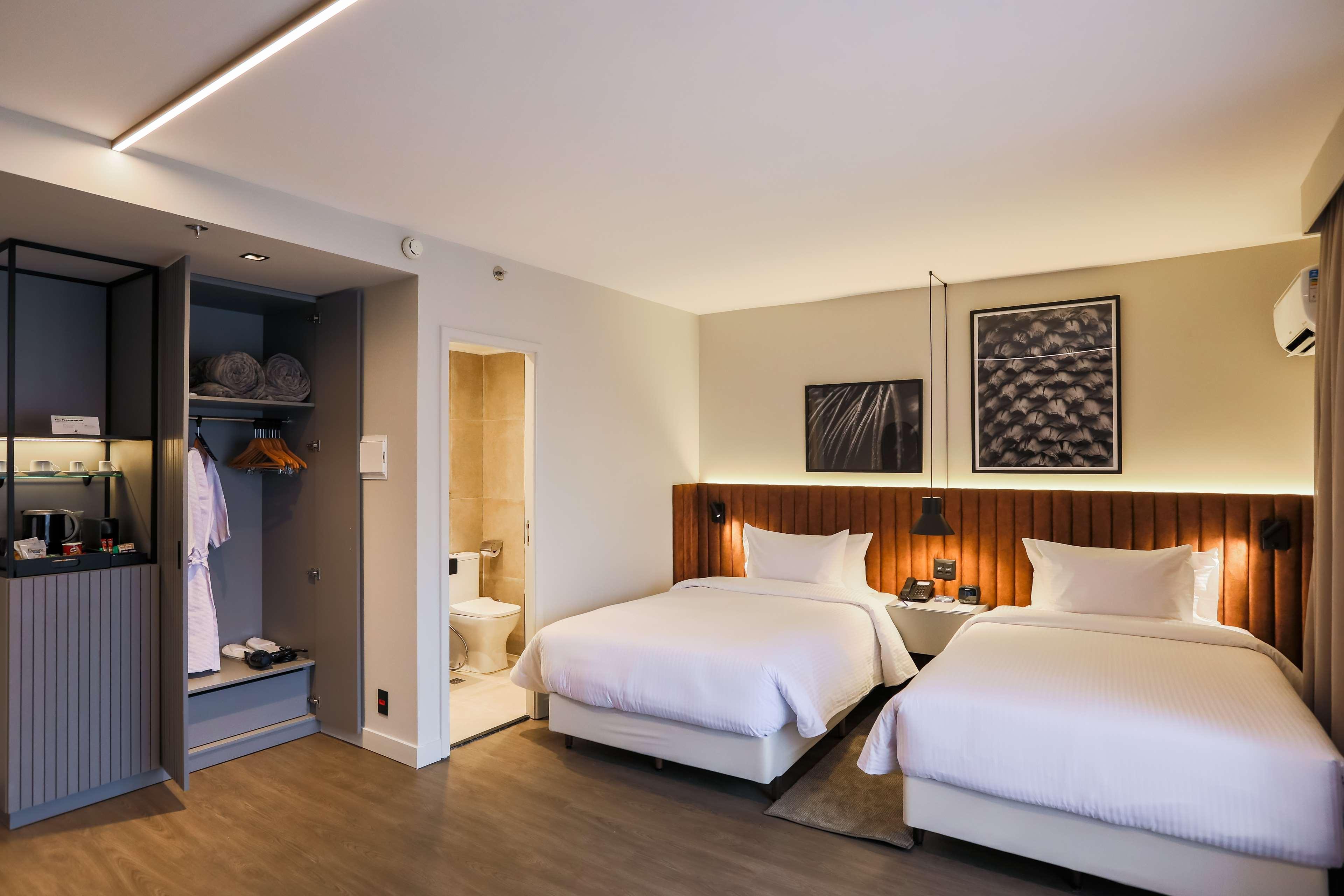 Hotel Double Tree By Hilton Sao Paulo Itaim Extérieur photo A room at the hotel