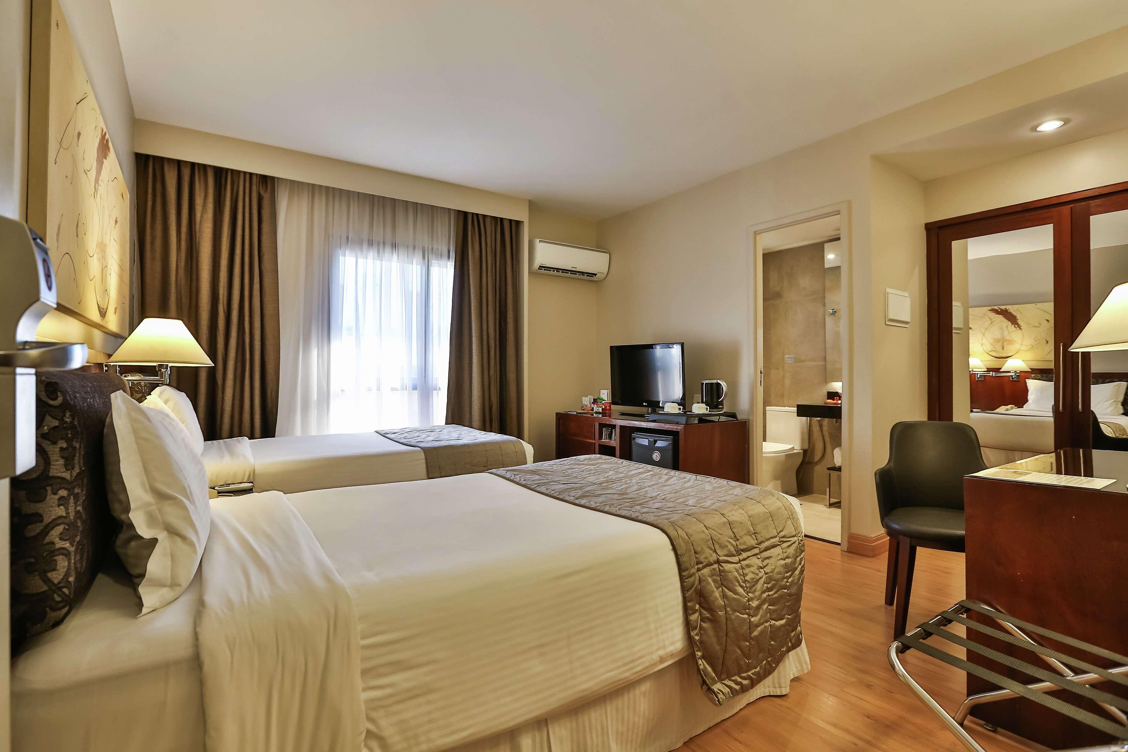 Hotel Double Tree By Hilton Sao Paulo Itaim Extérieur photo A room at the hotel