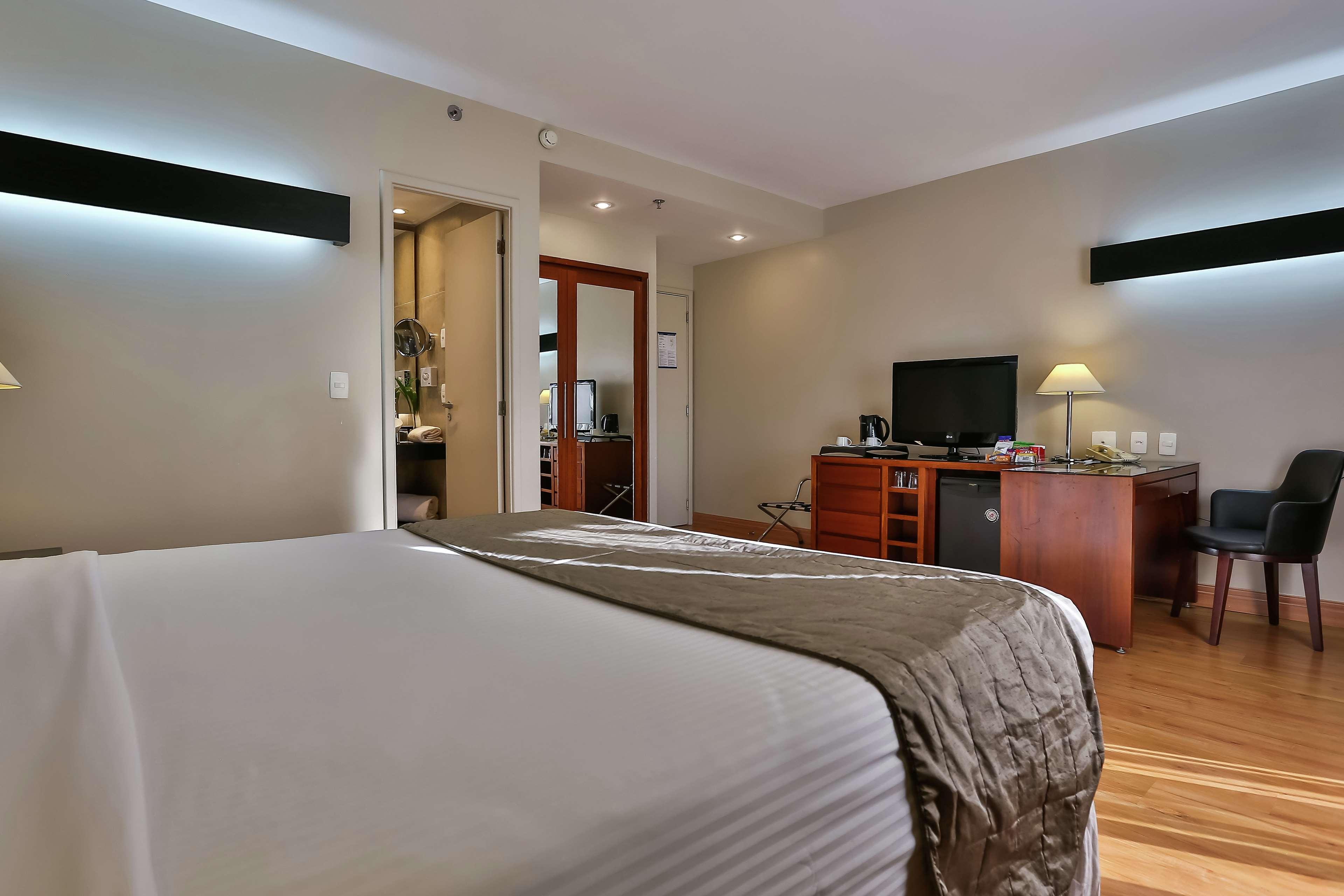 Hotel Double Tree By Hilton Sao Paulo Itaim Extérieur photo A room at the hotel