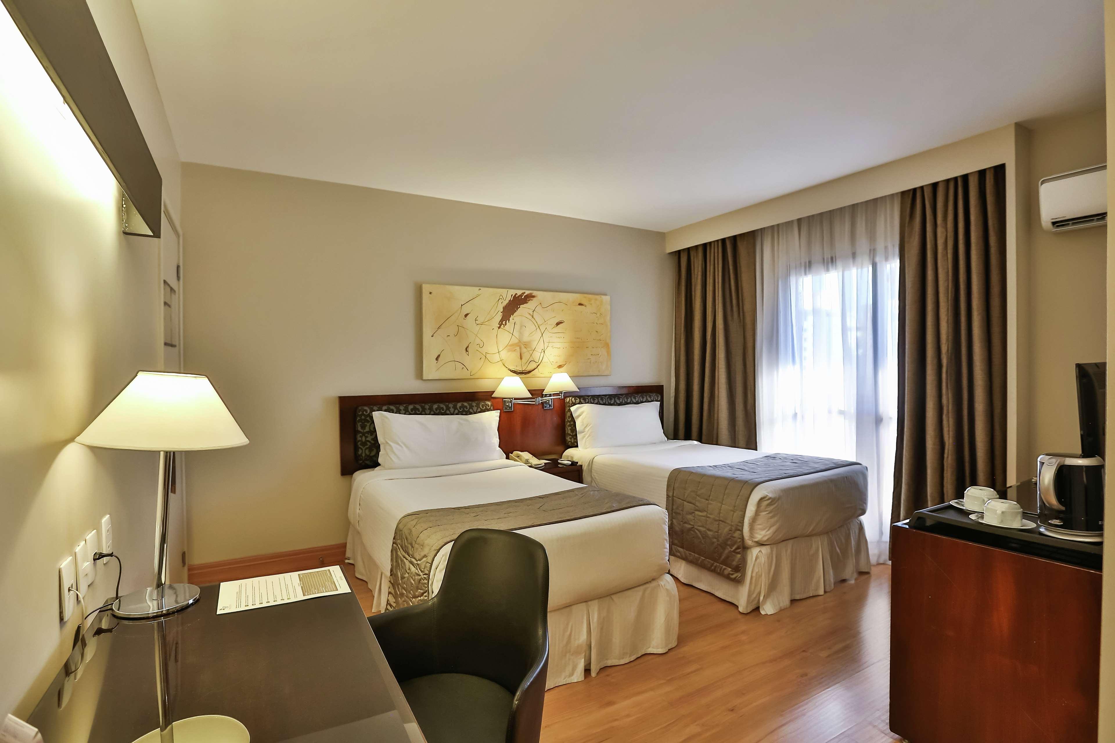 Hotel Double Tree By Hilton Sao Paulo Itaim Chambre photo A room at the hotel